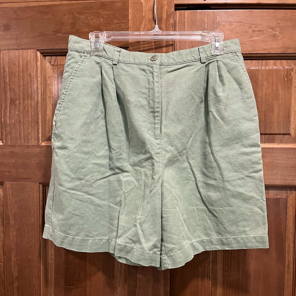 Westbound Women’s Sage Green Casual Linen High Waisted Shorts, Size 14